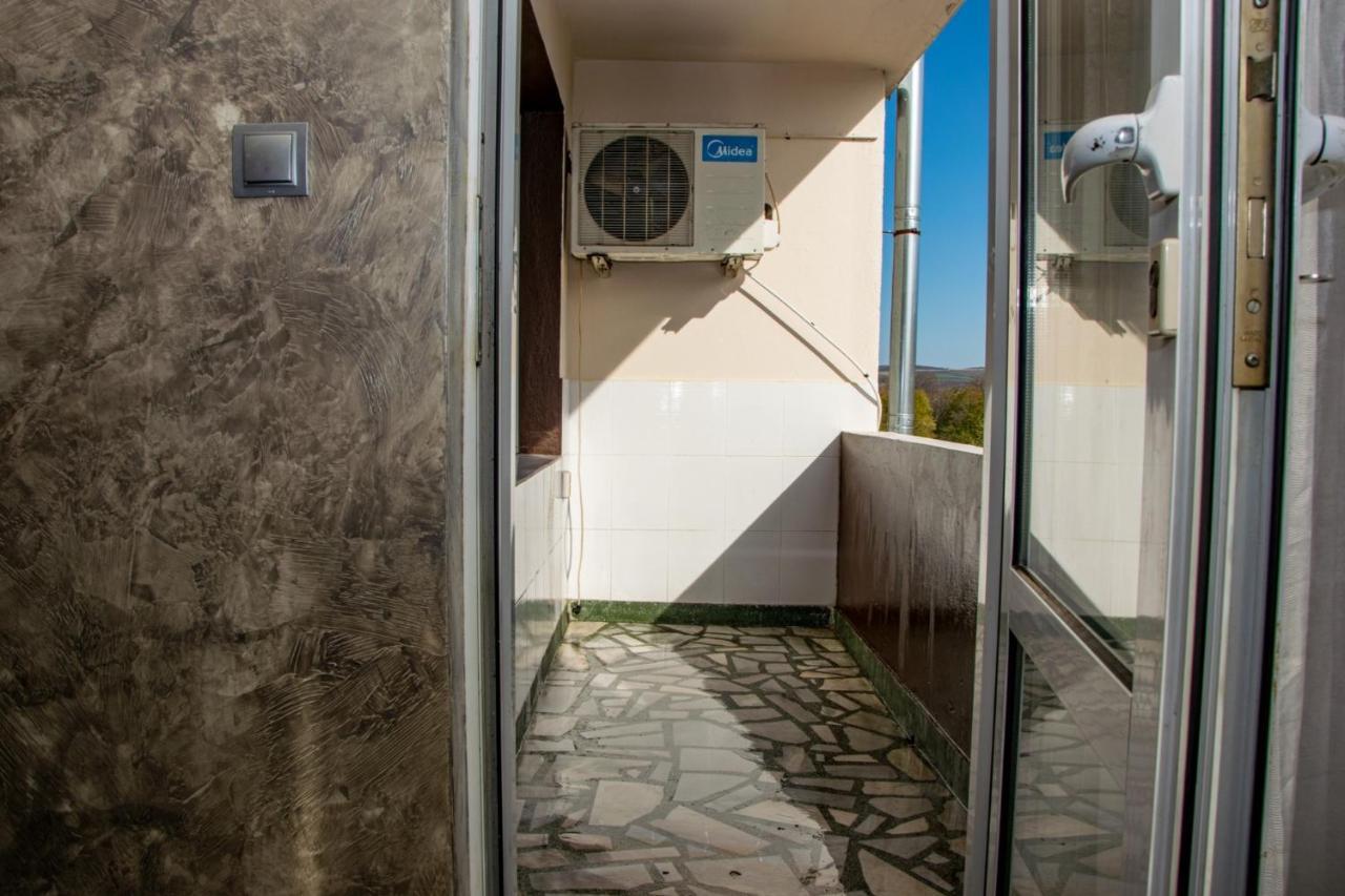 Vilhelmov'S Apartament Lukovit Exteriér fotografie
